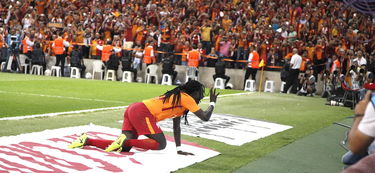 开云kaiyun-世界室内五人制足球赛中国队晋级八强，世界室内足球五人制比赛历届冠军